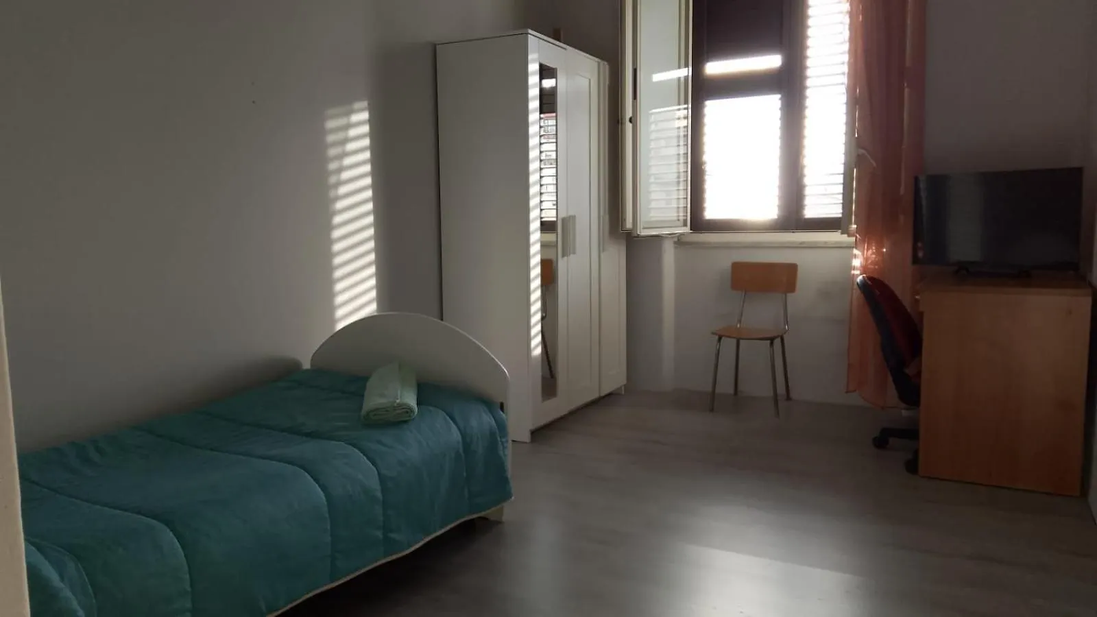 Bed & Breakfast La Casetta Della Stazione Palermo Italy